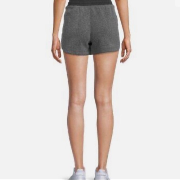 AVIA | Reverse Fleece Shorts - Picture 4 of 9